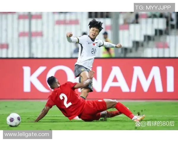 中国男子在足球赛中绝杀国际明星引发热议与关注