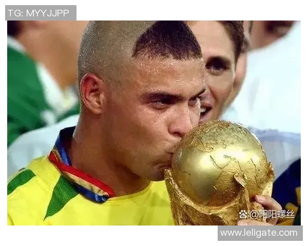 全球足球巨星历届排名盘点与历史影响分析